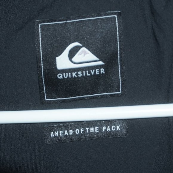 Quiksilver Black Coach Jacket - Picture 10 of 12